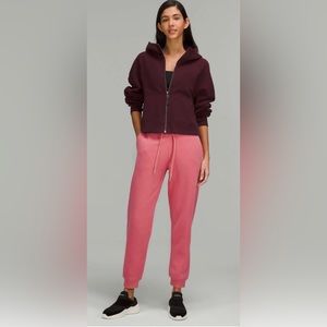 NWT Lululemon scuba joggers pink blossom size 8